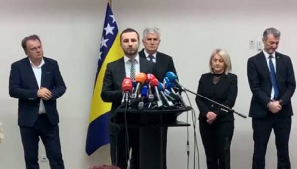 Efendić: Nema ovdje izdaje ni države ni Bošnjaka