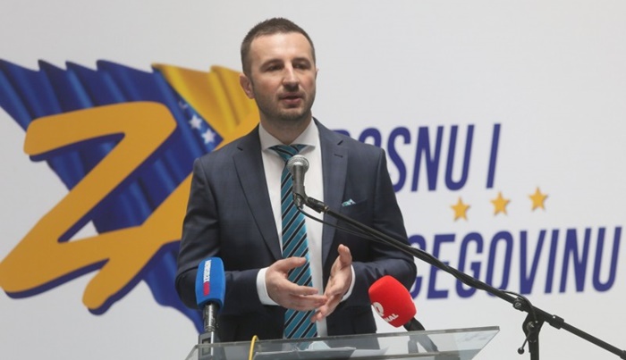 Efendić predstavljen kao novi v. d. predsjednika Stranke za BiH