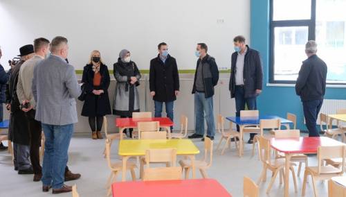 Efendić: Sretan sam da na Dan nezavisnosti BiH našoj djeci poklanjamo obnovljeni vrtić „Vjeverica”