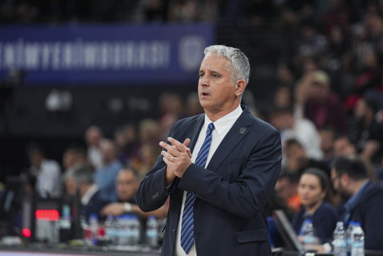 Efes nakon novog poraza ostao bez trenera