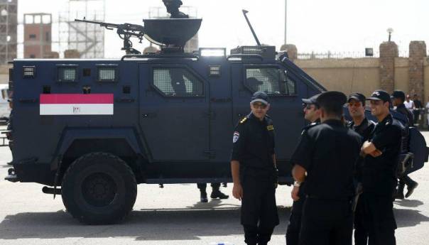 Egipat: Uhapšene 23 osobe zbog blokiranja sahrane liječnice umrle od koronavirusa