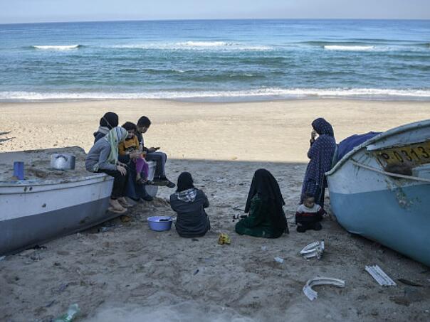 Egipćani pokrenuli simboličnu inicijativu "Od mora do mora – Boca nade za Gazu"