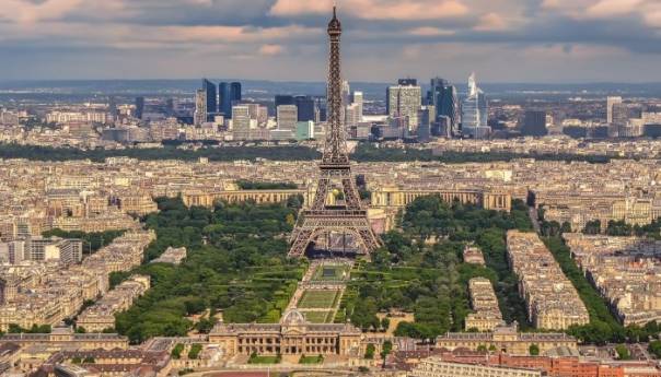 Eiffelov toranj ponovno se otvara uz mjere ograničenja