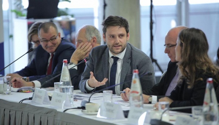 EK je opisala BiH kao državu i društvo godinama daleko od EU