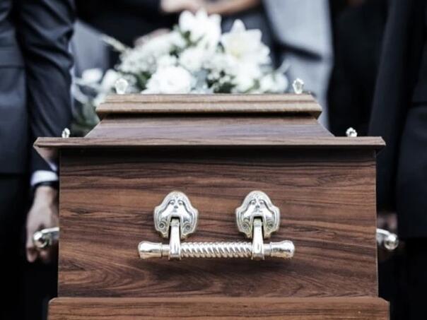 Ekološke norme: Francuzi sve više biraju “zelene“ sahrane