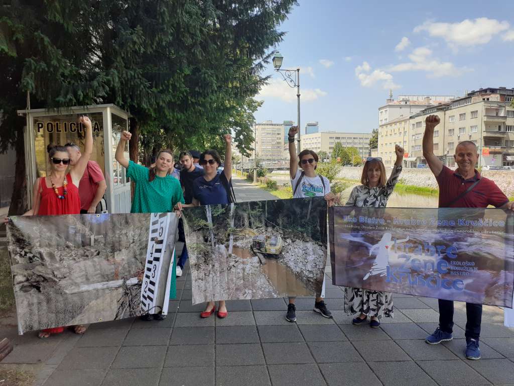 Ekološki aktivisti protiv izgradnje malih hidroelektrana, a radnici 