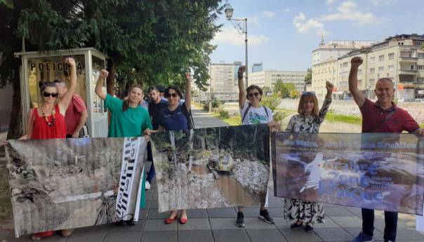 Ekološki aktivisti protiv izgradnje malih hidroelektrana, a radnici "Banstroja" Banovići za