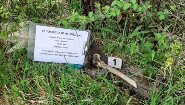Ekshumirani nekompletni posmrtni ostaci jedne žrtve