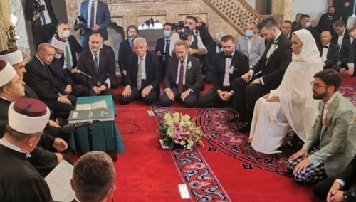 Ekskluzivne fotografije iz Begove džamije sa vjenčanja Jasmine i Ćamila