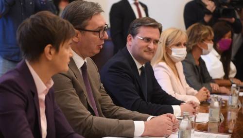 Eksperti očitali lekciju Vučiću: Kako se imenuje visoki predstavnik