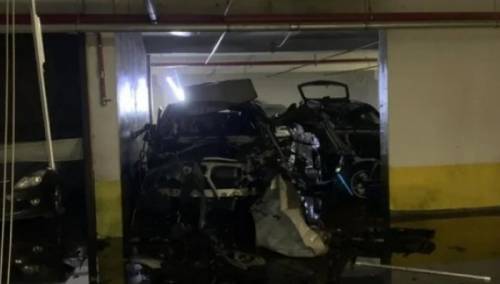 Nova Otoka: U eksploziji bombe razneseni automobili