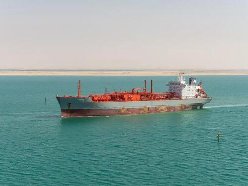 Eksplozija kod obale Jemena, posada britanskog broda sigurna