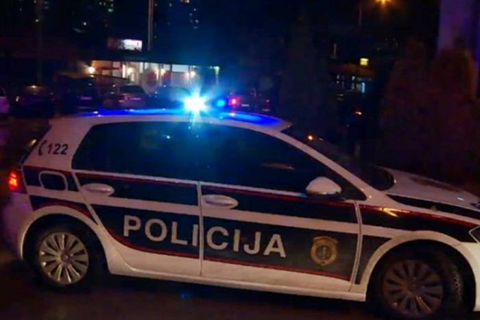 Eksplozija u Sarajevu, oštećeni automobili i ugostiteljski objekat