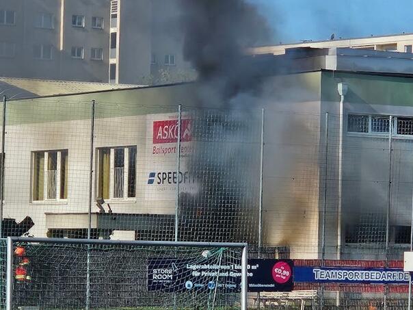 Eksplozija u teretani u Beču: Povrijeđeni vatrogasci i više osoba