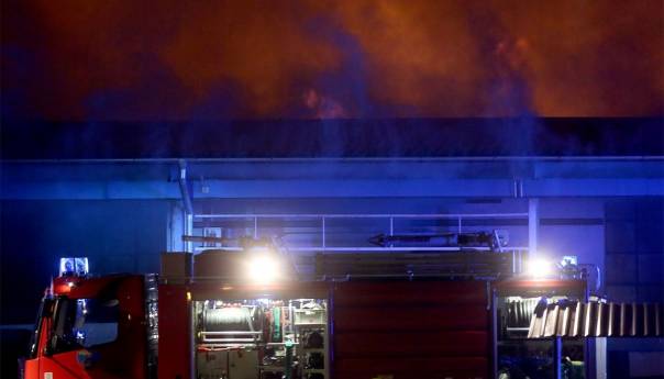 Eksplozija u Zagrebu, žena prevezena u bolnicu