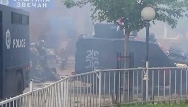 Eksplozije u blizini policijskih stanica u Zvečanu i Sjevernoj Mitrovici