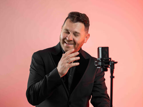 Eldin Huseinbegović prvi put solo pred sarajevskom publikom u BKC-u