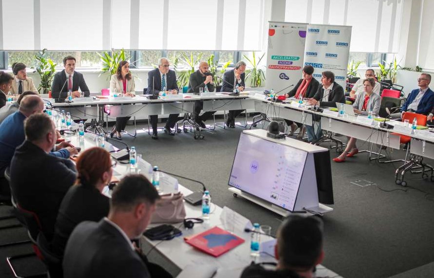 Elektronske narukvice za nasilnike: Federacija BiH jača zaštitu žrtava
