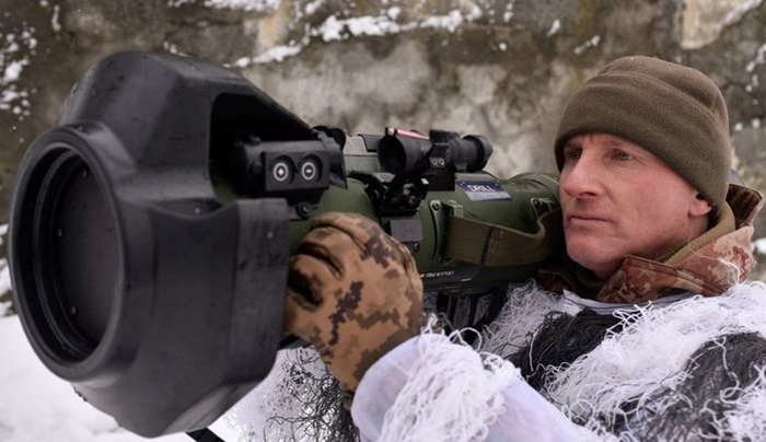 Elitni britanski specijalci u Kijevu obučavaju ukrajinske vojnike