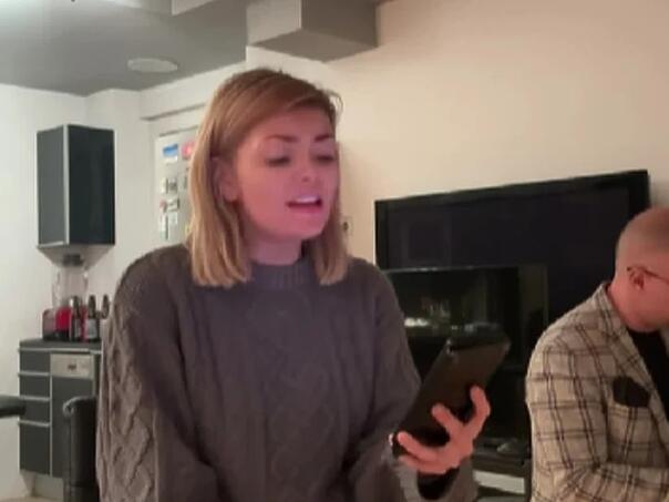 Ella Dvornik obradila hit Aleksandre Prijović