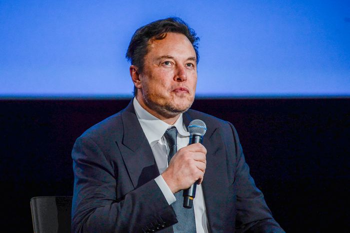 Elon Musk prodao dionice Tesle za gotovo 4 milijarde dolara