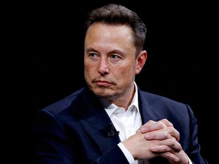 Elon Musk sprema odgovor YouTubeu