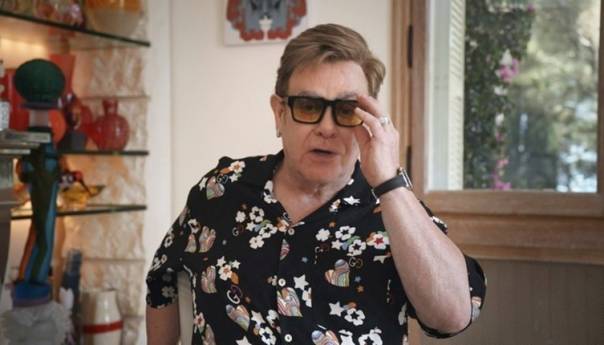 Elton John zaražen koronavirusom