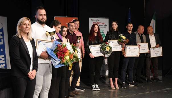 Elvedina Muzaferija i Mesud Pezer najbolji sportisti ZDK-a za 2022. godinu