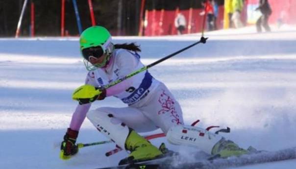Elvedina Muzaferija u Svjetskom skijaškom kupu osvojila prve bodove za BiH