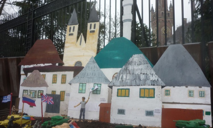 'Embargo 1991-2020', nova instalacija konceptualnog umjetnika Almira Derviševića