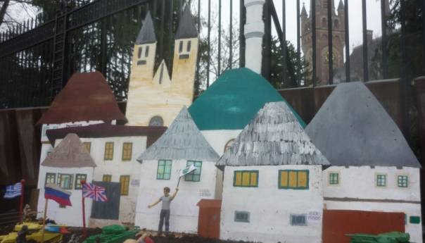 'Embargo 1991-2020', nova instalacija konceptualnog umjetnika Almira Derviševića