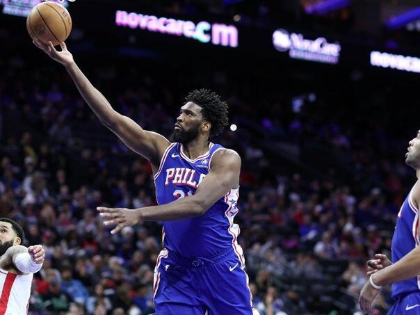 Embiid u povratku na terene postigao 41 poen u pobjedi 76-ersa protiv Rocketsa