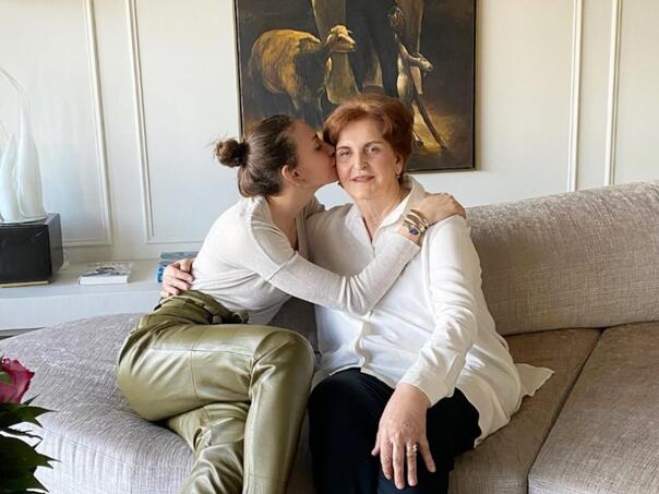 Emina Jahović iznenadila svoje pratioce: Mama, jesi li ponosna?