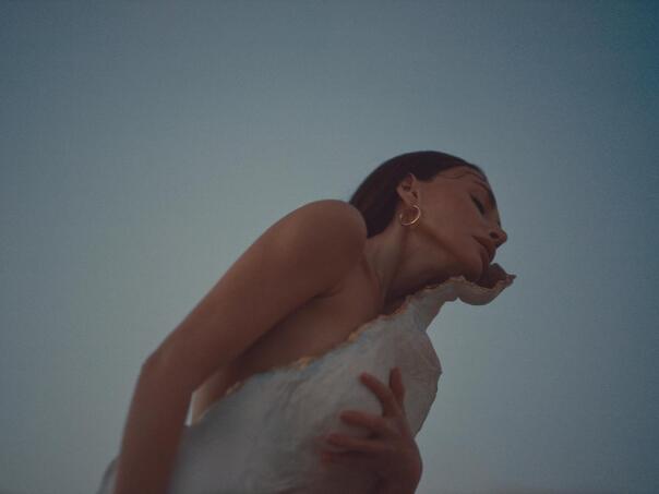 Emina Jahović: Svitanje je moje ponovno rođenje