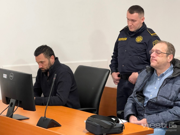 Selimović se izjasnio da nije kriv za ubistvo supruge i sina