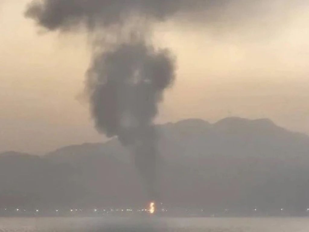 Emirati: Iran nas je napao s desecima projektila i dronova