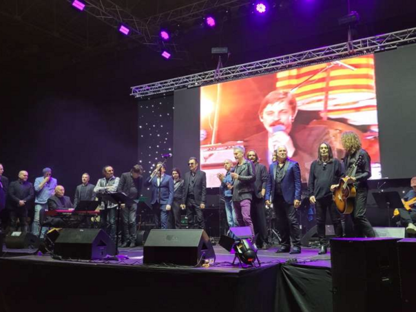 Emocije, nostalgija i bezvremenski hitovi obilježili koncert "Indexi i prijatelji"