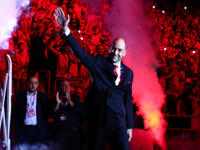 Emotivan oproštaj Spanoulisa, Olympiakos povukao dres s brojem sedam