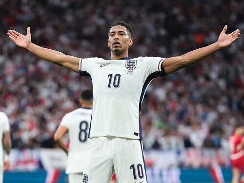 Engleska golom Bellinghama slavila protiv Srbije!