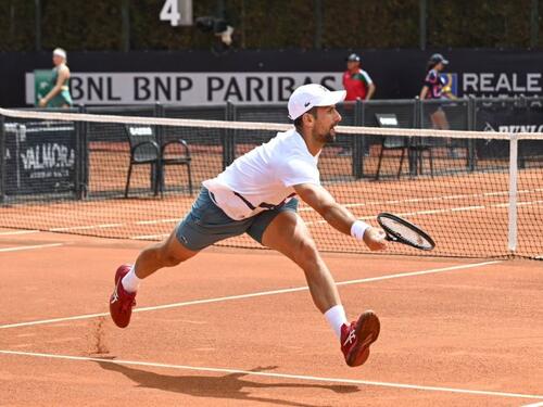 Engleski novinar gnusno izvrijeđao Novaka Đokovića