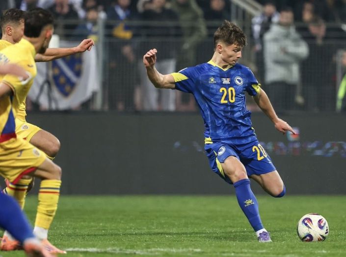 Engleski velikan želi Esmira Bajraktarevića!