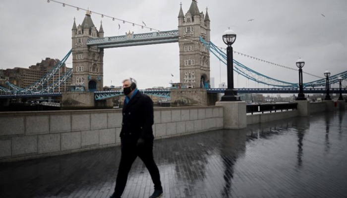 Englezima kazna od 5.000 funti za "bespotrebno putovanje" van zemlje