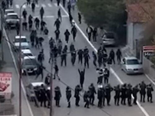 Epilog navijačkog haosa u Novom Pazaru: Huligani povrijedili pet policajaca