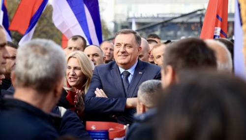 EPP: Prijetnje smrću visokom predstavniku su neprihvatljive