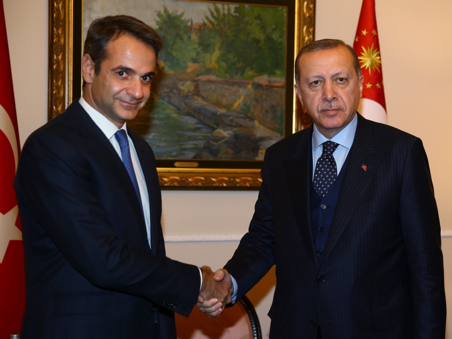 Erdogan i Mitsotakis razgovarali o migracijama i sporovima u Egeju