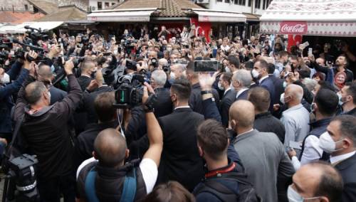 Erdogan na Baščaršiji, dočekalo ga stotine ljudi