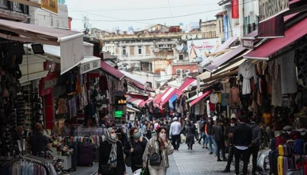 Erdogan naglo ukinuo odluku o ostanku kod kuće, Istanbul bio pun ljudi