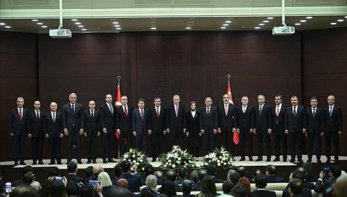 Erdogan objavio sastav nove vlade: Samo dva ministra ostaju