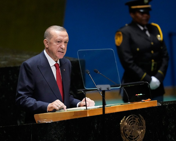 Erdogan: Pojačaćemo diplomatske napore za okončanje rata u Ukrajini