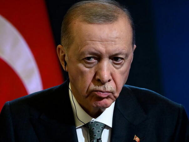 Erdogan pozvao na jedinstvo i trajni mir u Siriji, upozorio na maksimalističke zahtjeve